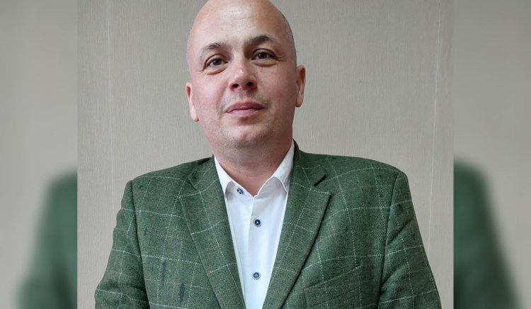 Александър Симов: БСП-София и тортата с отрязаните глави